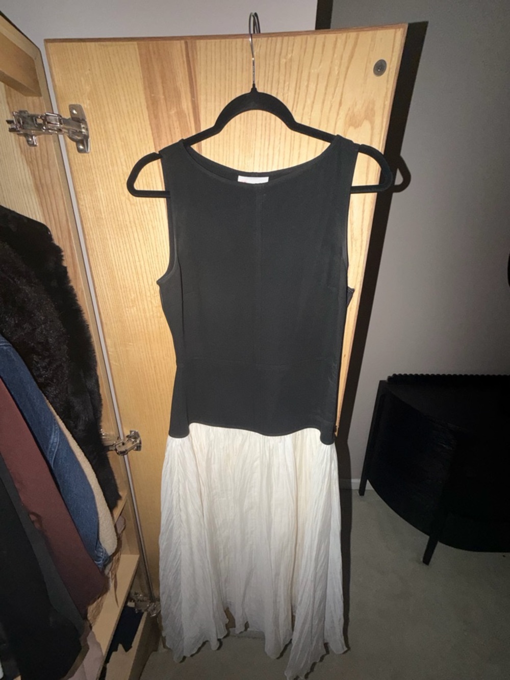 NWOT Reformation Cyra Dress - Picture 3 of 3